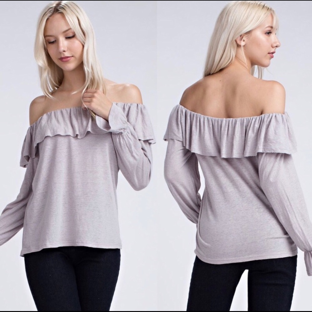 ✨Gray Off The Shoulder Top✨ - Picture 5 of 5